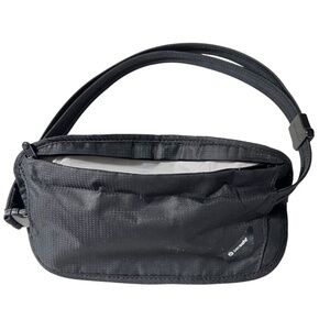Pacsafe Coversafe X100 Waist Bag 10153 Anti-Theft Strap Travel Wallet Black